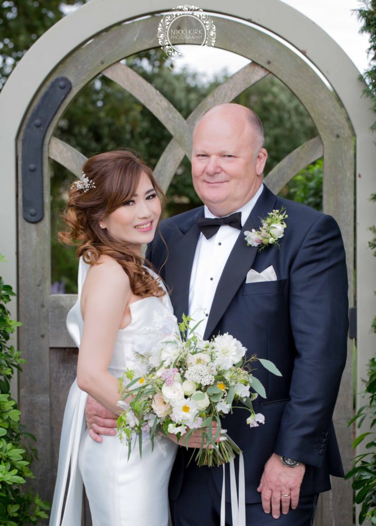 Thyme-Southrop-wedding-photographer-Nikki-Kirk-Photography