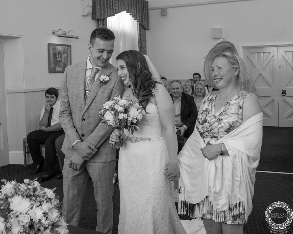 Stroud-Registry-office-wedding-photographer-Nikki-Kirk-Photography 038