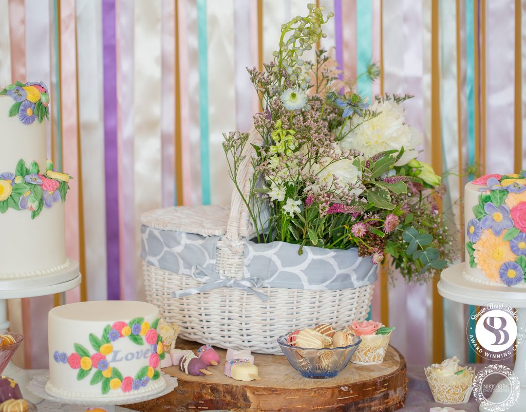 Afternoon-tea-wedding-ideas-Glenfall-House