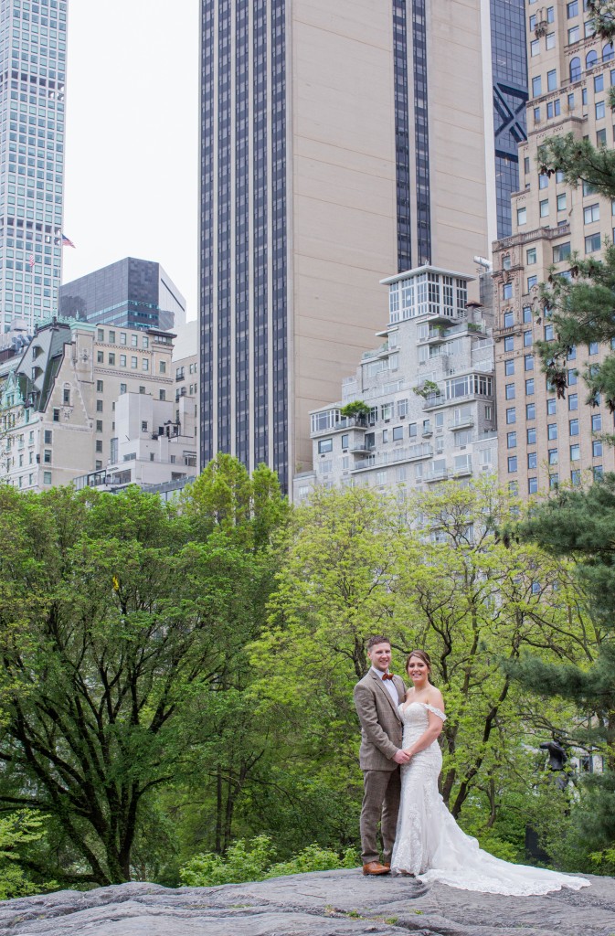 Micro-wedding-photographer-Nikki-Kirk-QGWP-New-York-wedding